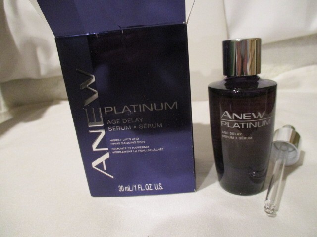 AVON Platinum Age Delay Serum Antioxidant Technology w/B3 & B5 Plus Peptides 1oz