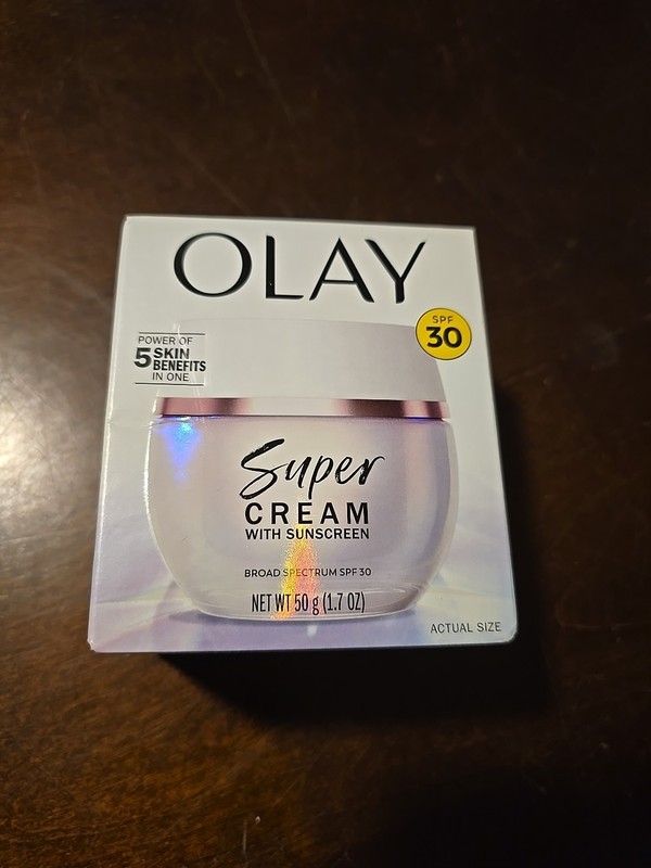 Olay Super Cream with Sunscreen SPF 30 – 1.7 Oz (C011)
