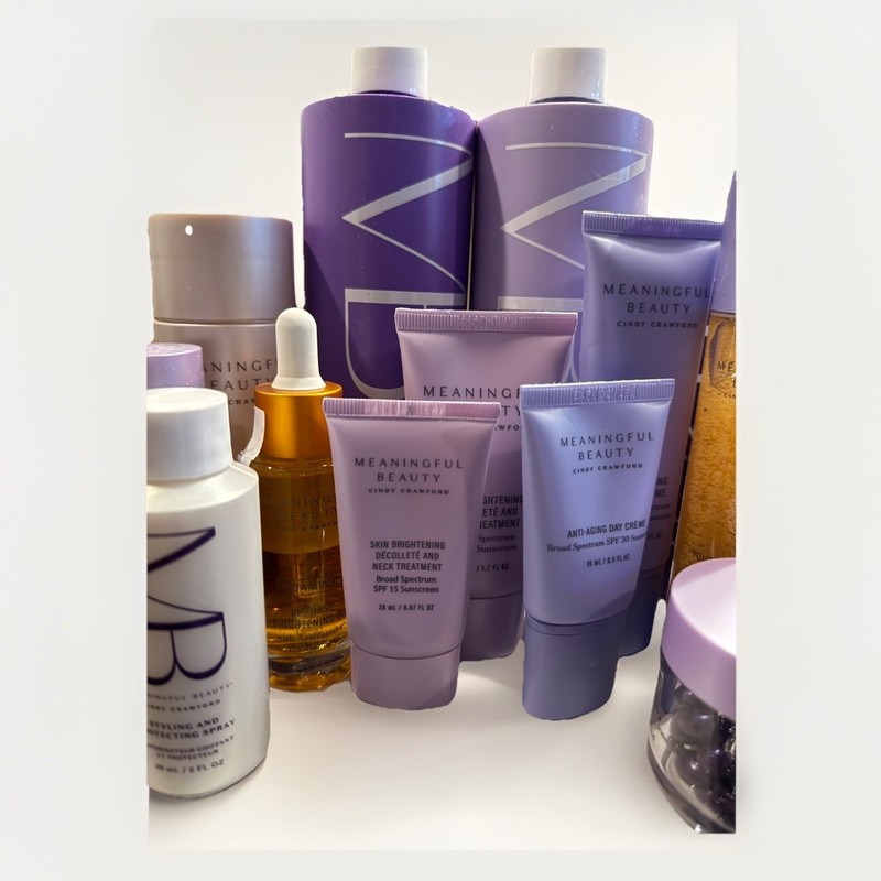 Cindy Crawford Meaningful Beauty Lot of 24 Skin and Hair Care Items New w/ pumps gallery
