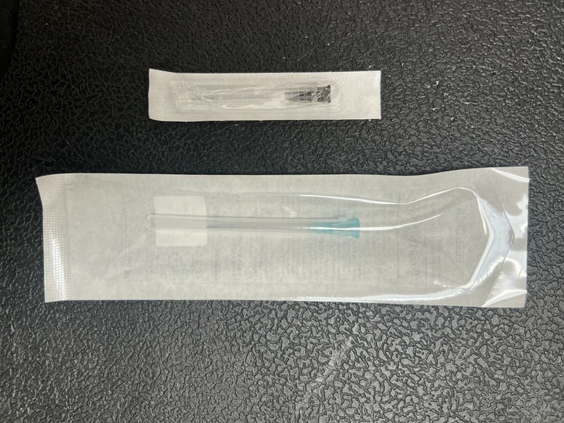 5x Micro Cannula with Puncture, Blunt Tip for Fillers, USA Seller , FDA Listed gallery