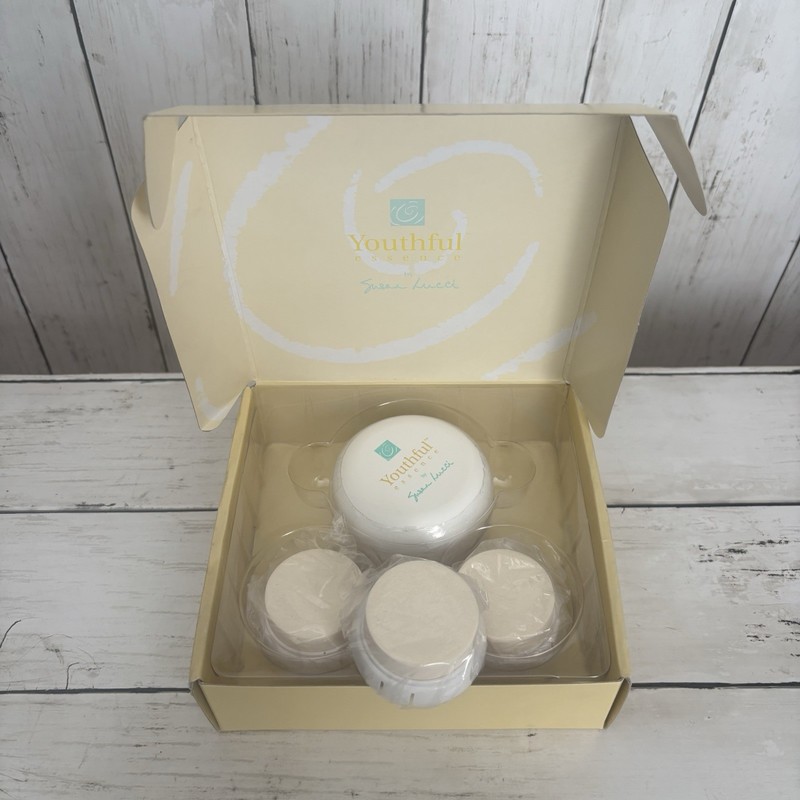 Youthful Essence Susan Lucci Vitamin Enriched Resurfacing Cream 2.5oz & 3 Pads