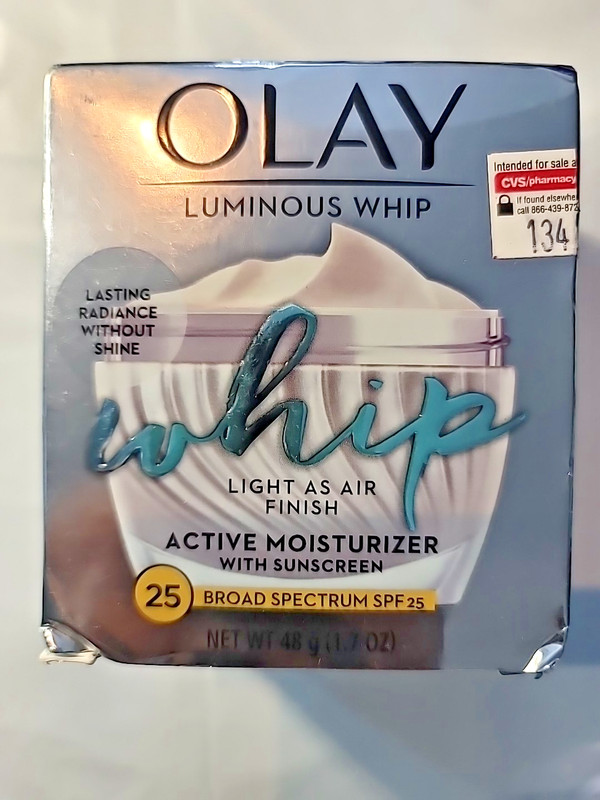 Olay Total Effects Whip Active Moisturizer w/ Sunscreen Spf25 See Description gallery