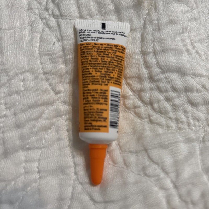 Sephora Glow Super Brightening Serum 7% Vitamin C + Vitamin E 0.27 fl Oz NWOB gallery