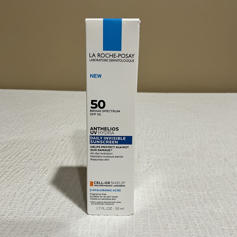 La Roche-Posay Anthelios UV Hydra Sunscreen SPF 50 Hyaluronic Acid 50 ml 5/2027 gallery