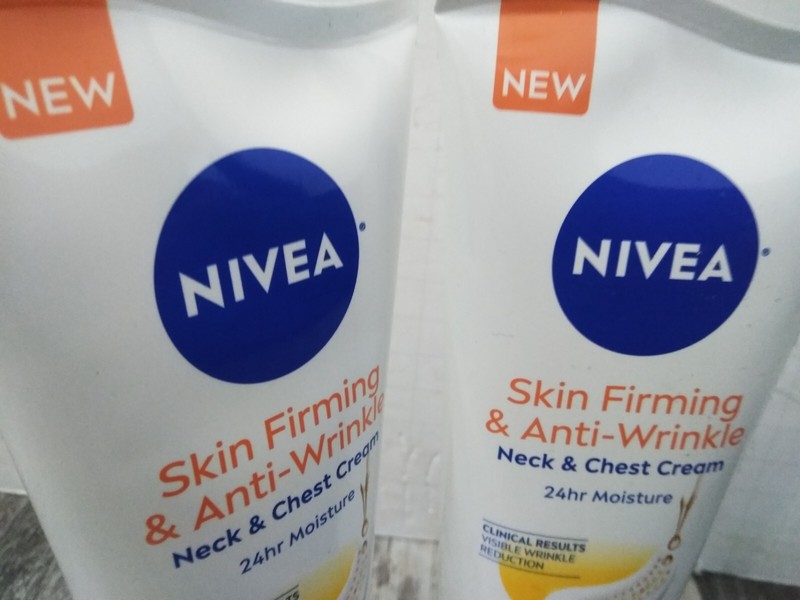 Nivea Skin Firming and Toning with Q10 + L-Carnitine - 6.7 oz Tube (2-PK BUNDLE) gallery