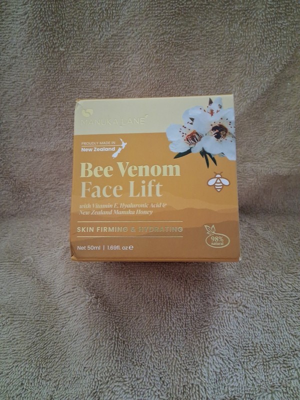 Bee Venom Face Lift Treatment by Manuka Lane 1.69 Oz 50 mL Exp. 11/28