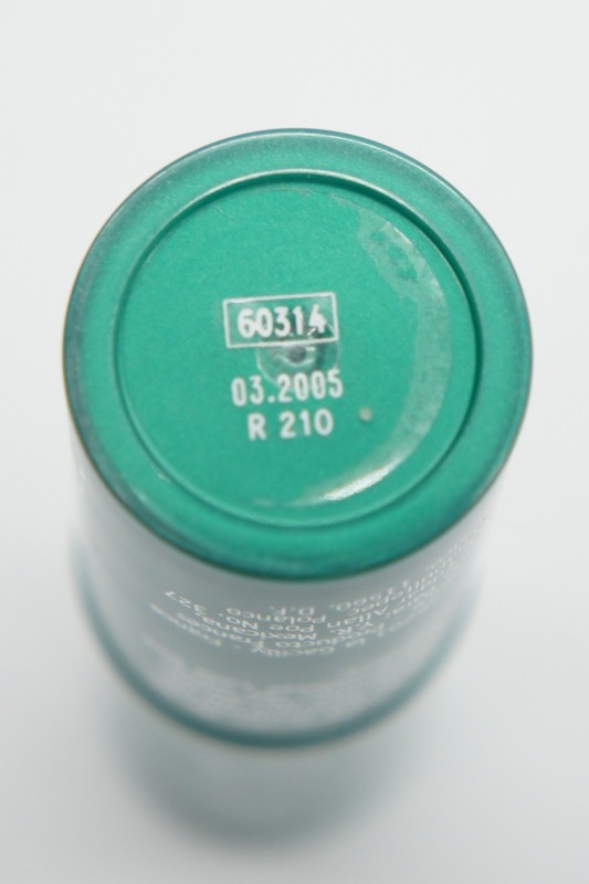YVES ROCHER Pro-Retinol 100% Vegetal Enzymes Magic Touch Radiance Stick 0.35oz gallery