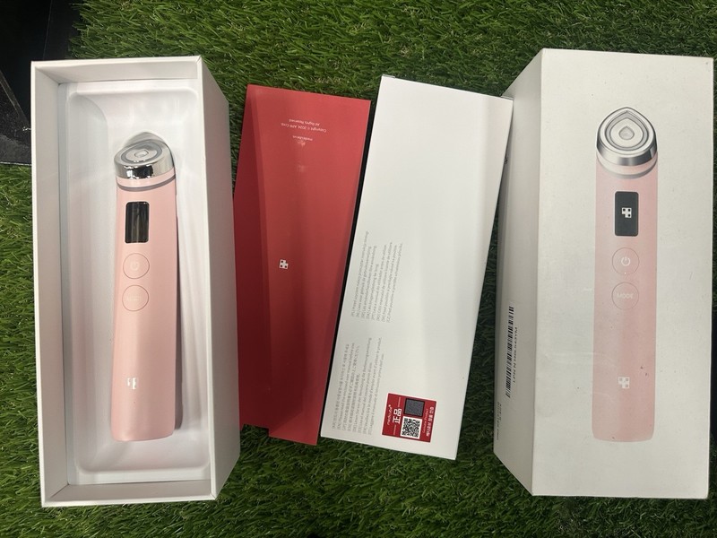 Medicube Age-R Booster Pro 6-in-1 Real Glass Glow Skin Care Beauty Device ~ PINK
