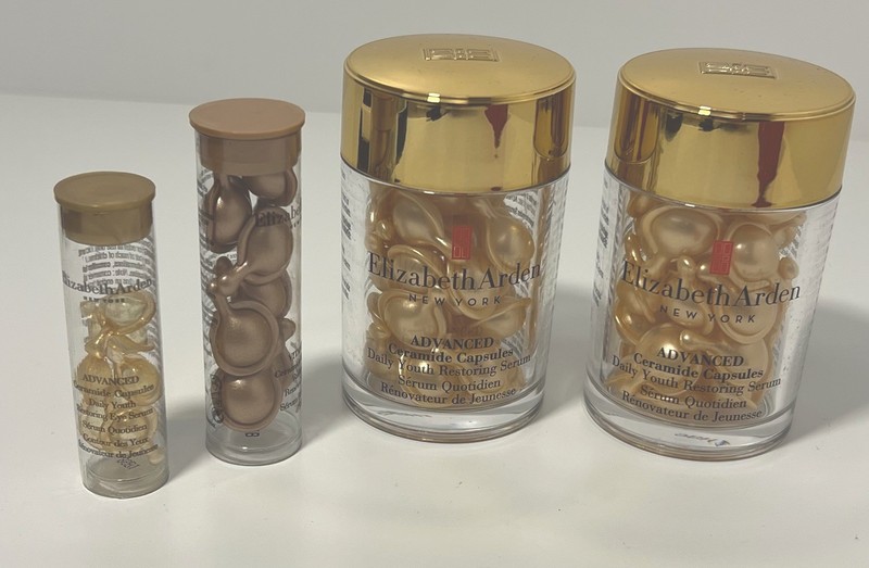 Elizabeth Arden Ceramide Capsules Daily Youth Restoring Serum 70 Pcs + 7 Pcs Eye
