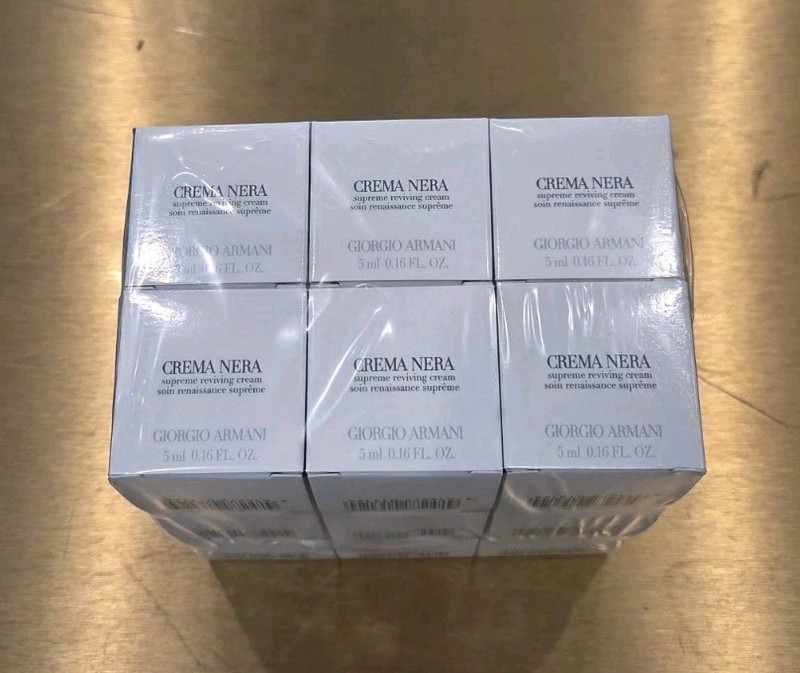 18 x Giorgio Armani Crema Nera Extrema Supreme Reviving Cream 5 ml(each)