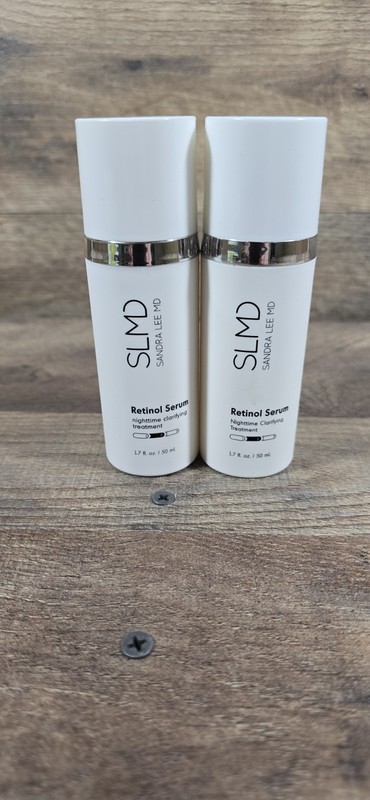 SLMD Retinol Serum Nighttime Clarifying Treatment 1.7 fl.oz 2X READ
