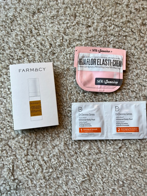FARMACY Honey Glow 17% Resurfacing Acid Serum Travel Size .17 oz / 5ml + samples
