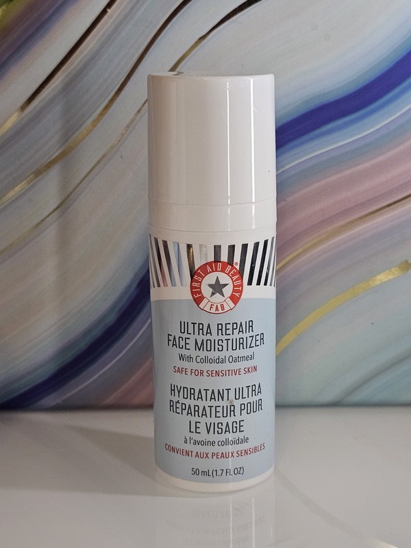 FAB First Aid Beauty ULTRA REPAIR FACE MOISTURIZER Safe For Sensitive Skin 1.7oz