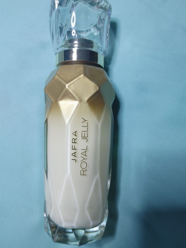 JAFRA ROYAL JELLY MILK BALM -200 ml- 6.7 oz NEW SPECIAL EDITION