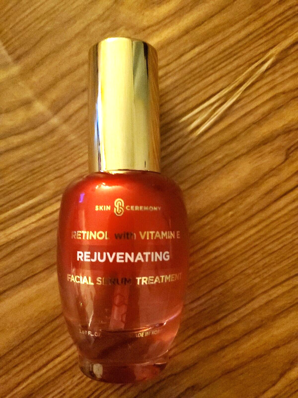 SKIN CEREMONY RETINOL & VITAMIN E REJUVENATING FACIAL SERUM gallery
