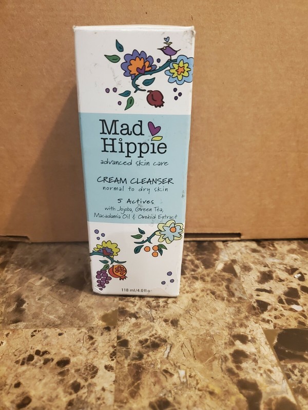 NEW – Mad Hippie – Cream Cleanser (4 fl. oz) –