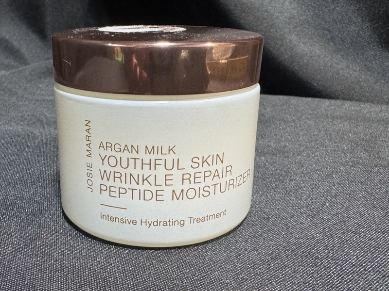 Josie Maran Argan Milk Youthful Skin Wrinkle Repair Peptide Moisturizer 1.7 oz