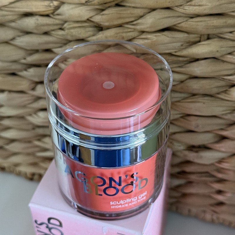 Rodial Dragon's Blood Sculpting Gel Hydrate And Tone 1.69 Fl.oz./50mL NIB gallery