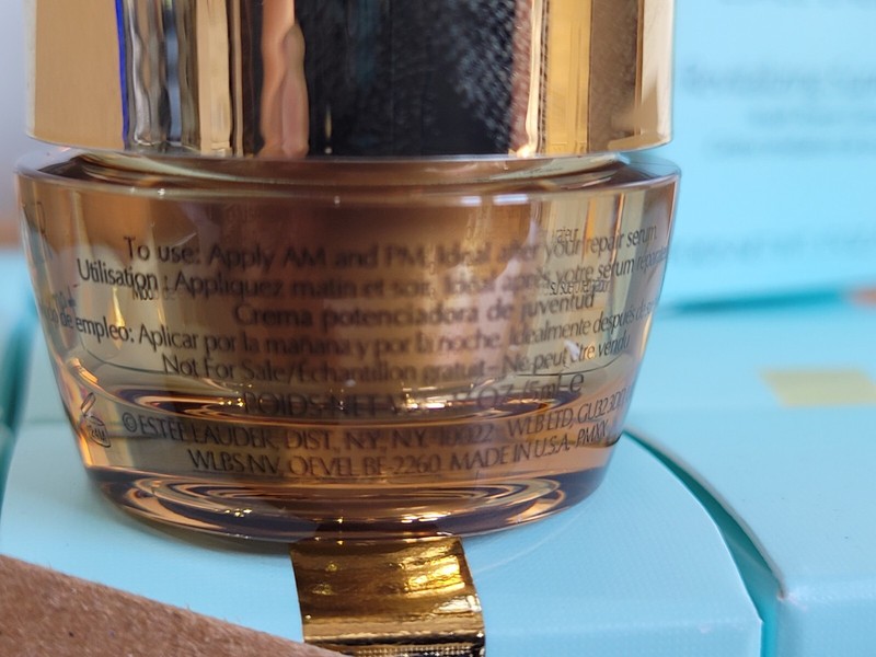 Estee Lauder Revitalizing Supreme+ Youth Power Creme .17oz/5mL 120mL Ttl. QTY 24 gallery