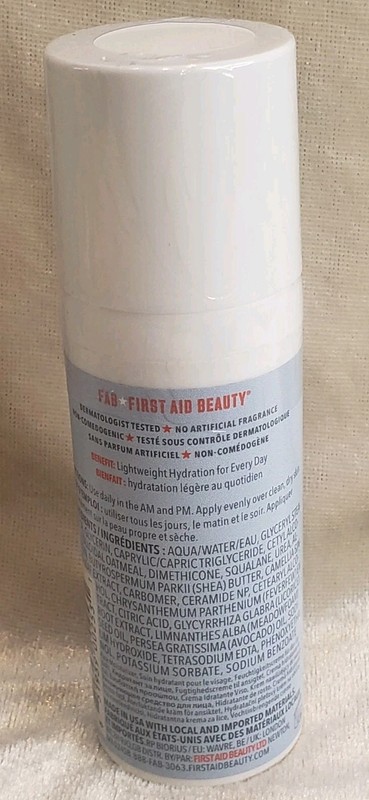 FIRST AID BEAUTY Ultra Repair Face Moisturizer Sensitive Skin 1.7 fl oz 50 mL gallery