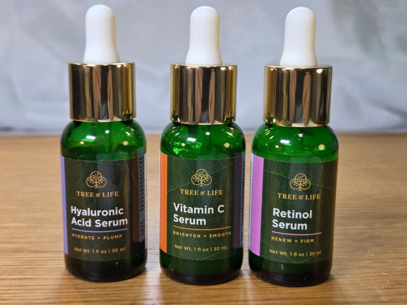 Tree of Life Vitamin C Serum,Retinol Serum and Hyaluronic Acid Serum, 3 x1 Fl Oz gallery