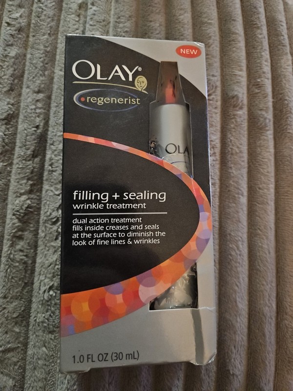 Olay Regenerist Filling + Sealing Wrinkle Treatment 1.0 oz FREE SHIPPING