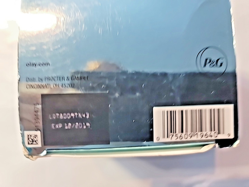 Olay Total Effects Whip Active Moisturizer w/ Sunscreen Spf25 See Description gallery
