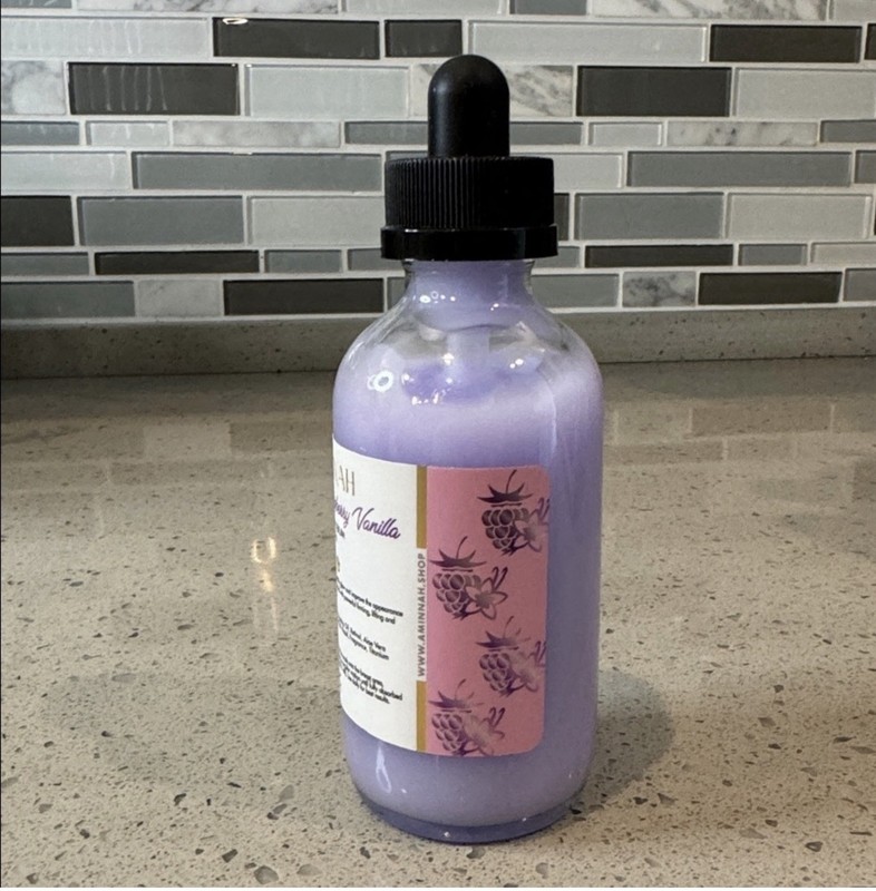 Aminnah Raspberry Vanilla Lifting Boob Serum gallery