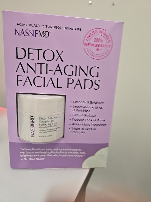 Nassif MD Dermaceuticals Detox Pads Complexion Perfecting (60 Pads)…