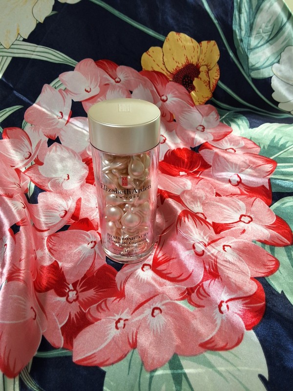 Elizabeth Arden Hyaluronic Acid Ceramide Capsules Hydra-Plumping Serum, 60 Count