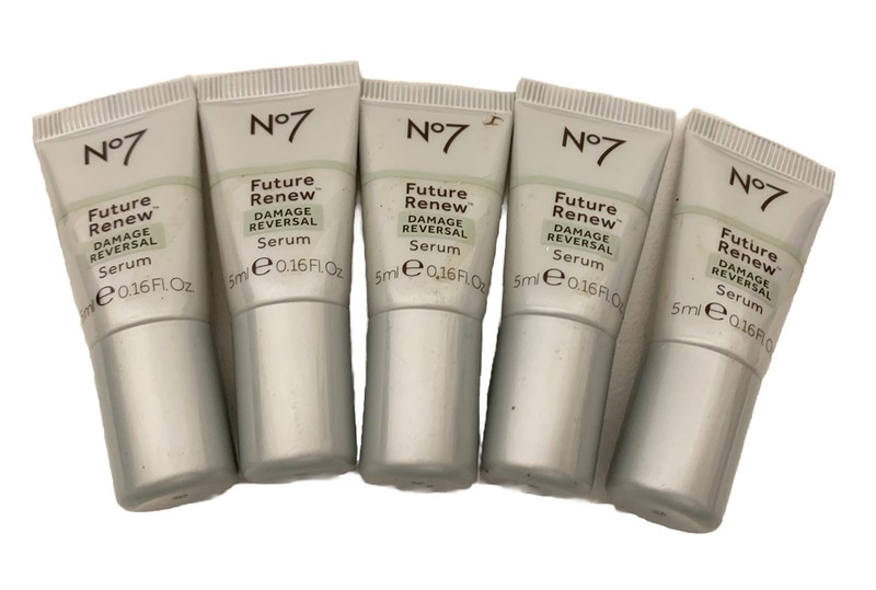 (5) Lot No7 Future Renew Damage Reversal Eye Serum Sample Size 0.16 Oz MAN32