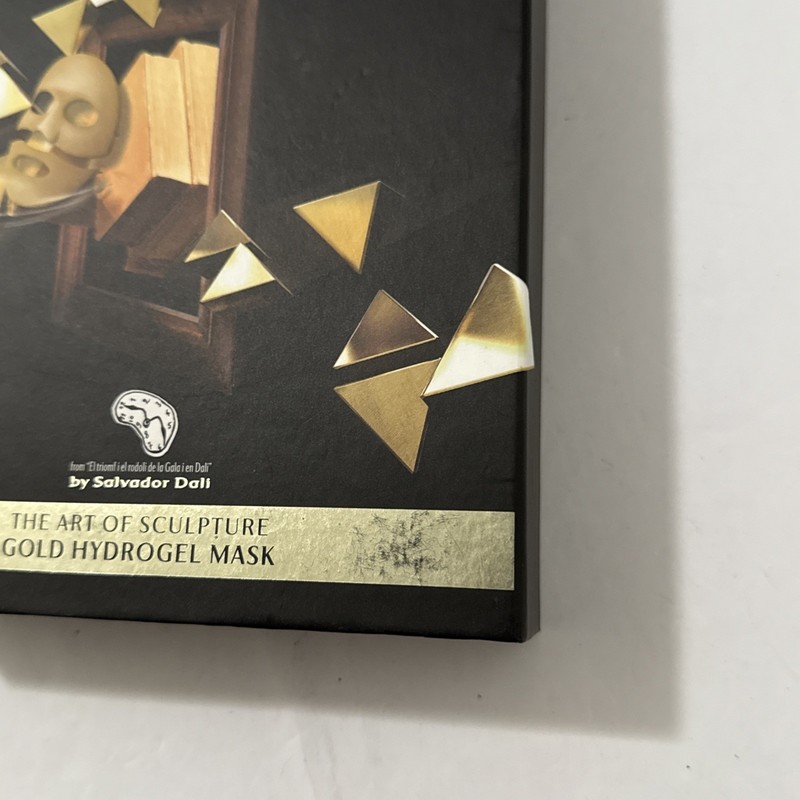 Elevatione Time Stops The Art Of Sculpture 24k Gold Hydrogel Mask Set Of 5 Pack gallery