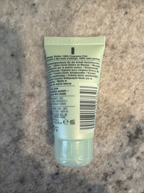 Clinique Product Bundle: Full-Size And Travel Size Lotion, Facial Soap, NEW￼ gallery