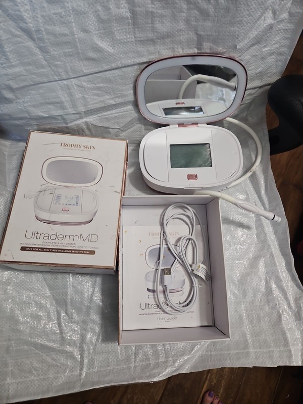 TROPHY SKIN ULTRADERM MD COMPLETE 3 in 1 System Microdermabrasion