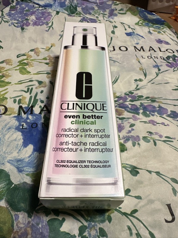 Clinique Even Better Clinical Radical Dark Spot Corrector and Interrupter Serum