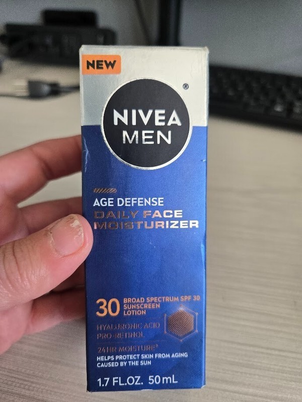 Nivea Men Age Defense Daily Face Moisturizer w/SPF 30 =1.7 fl oz NEW BOX DAMAGE