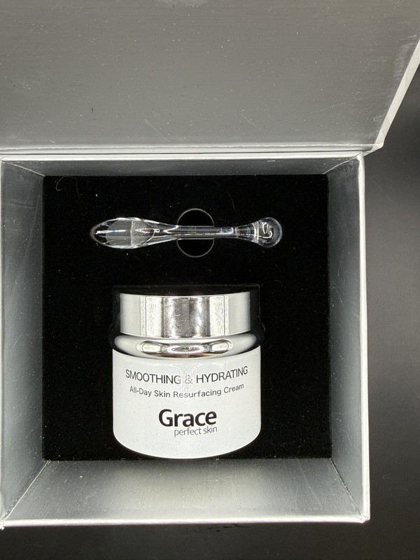 Grace Skin Resurfacing Cream All-Day Smoothing Hydrating, 2 fl oz (60ml)