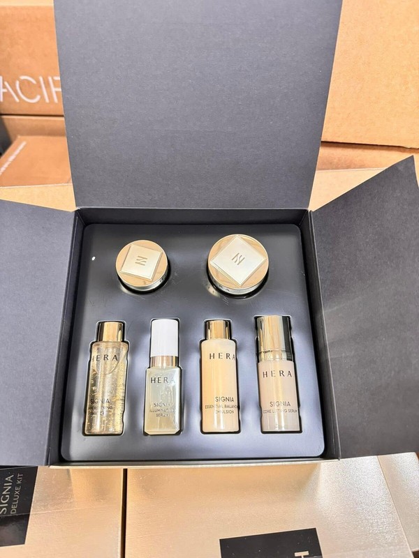 HERA Signia Deluxe Kit 6 Items Water Emulsion Serum Cream K-Beauty