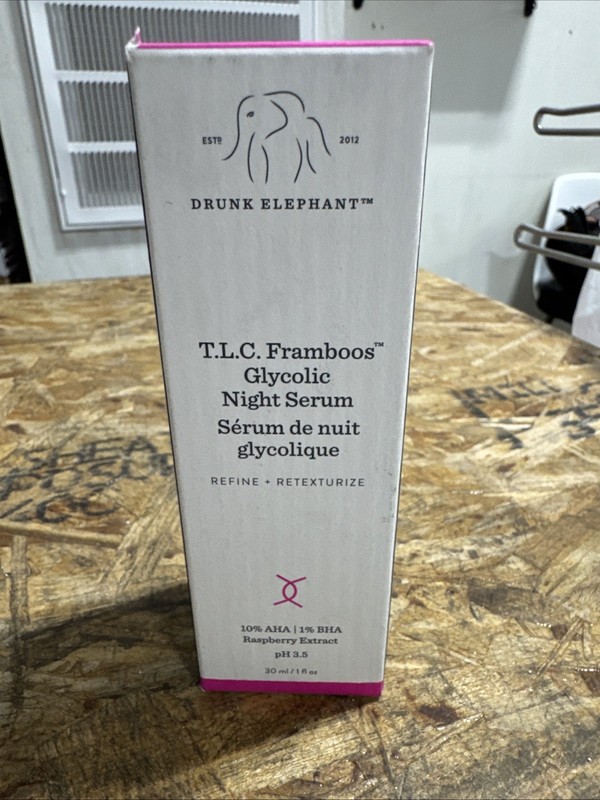 Drunk Elephant T.L.C. Framboos Glycolic Night Serum – Skin Brightening(30 mL)