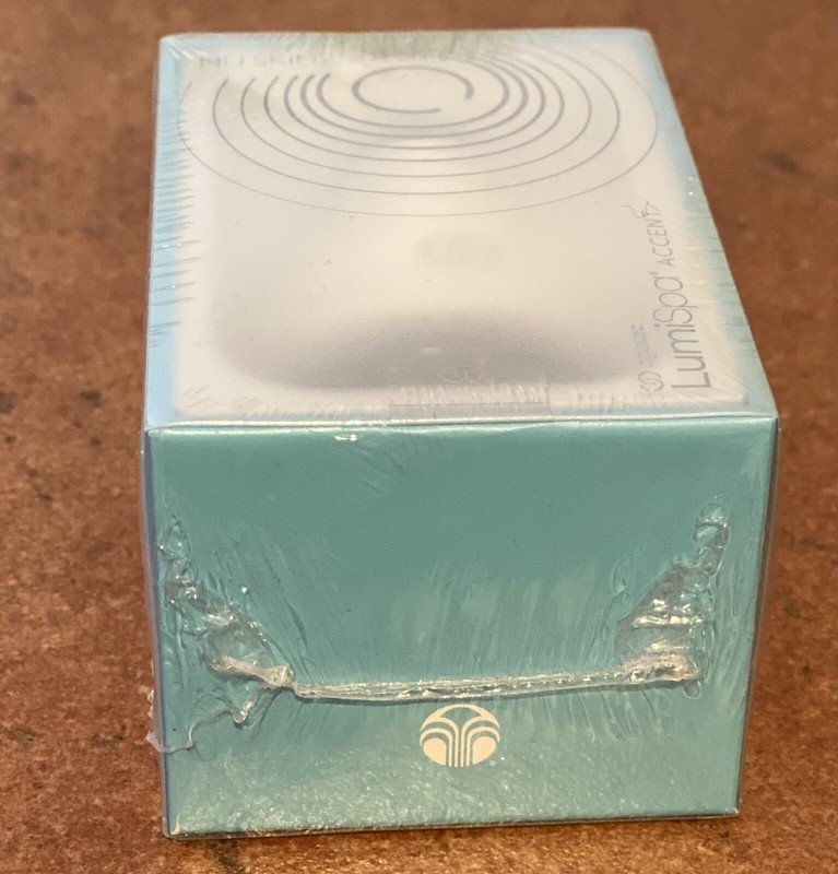 🌟Nu Skin Authentic ageLOC LumiSpa Accent iO Treatment EyeCare Rose Gold NEW gallery