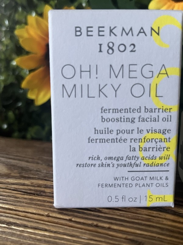 Beekman 1802 Oh! Mega Milky Oil Fermented Barrier Boosting Facial Oil .5 fl oz gallery