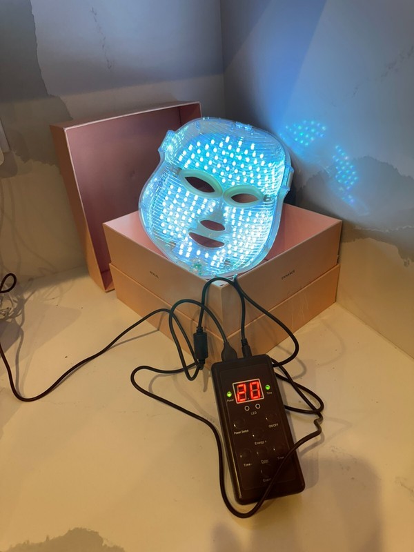 MZ Skin Light Therapy Golden Facial Treatment Device - Brand New other gallery