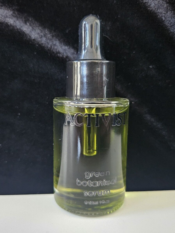Activist Green Botanical Serum Rich w/ Omegas Antioxidants – NEW (No BOX)