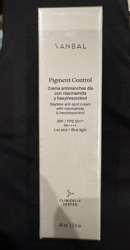 Yanbal Crema Antimanchas Día Con Niacinamida Pigment Control SPF 50