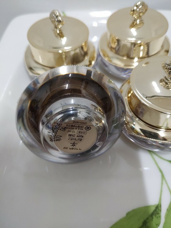 TheHistoryofWhoo Hwahyun Radiant Cream 10ml*4ea total 40ml Premium Anti-aging