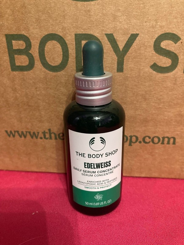 THE BODY SHOP Edelweiss Daily Serum Concentrate BIG SIZE 1.69 oz/50ml . NEW