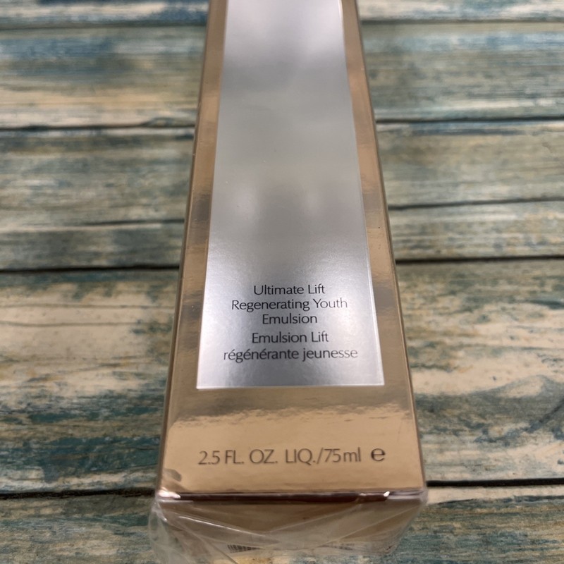 Estee Lauder Re-Nutriv Ultimate Lift Regenerating Youth Emulsion 2.5 Fl Oz Seald gallery