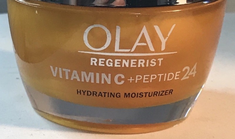 Olay Pro Advanced Vitamin C Complex + Peptide24 Hydrating Moisturizer 1.7oz New gallery