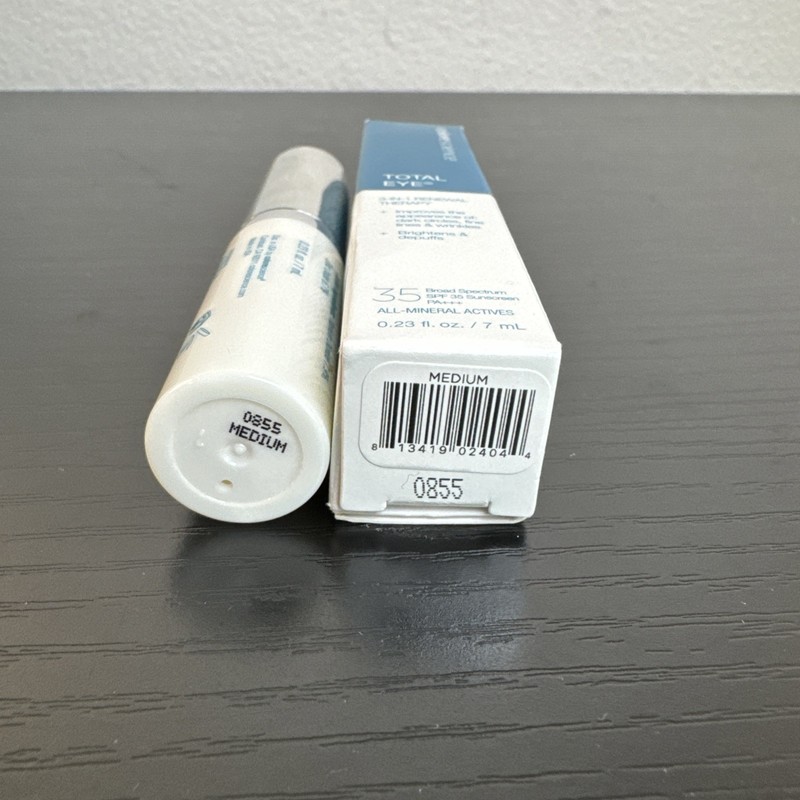 Colorescience Total Eye 3 In 1 Renewal Therapy SPF 35 Medium 0.23 oz 7 ml Boxed gallery