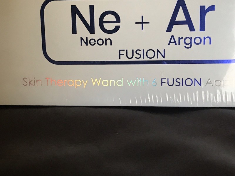 Pure Daily Care NuDerma Clinical Skin Therapy Wand with 6 Fusion Applicators gallery